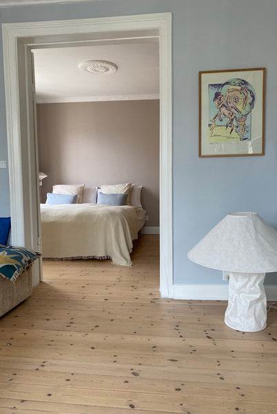 Lejligheden ligger i hjertet af Vesterbro. Ikke langt fra Hovedbanegården og Met Copenhagen, Denmark Lejlighed med lille altan, i hjertet af Vesterbro Entire condo vacation rental 663570741138216199