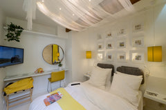 Located in a private residence in the heart of Paris nearby many museums, shops  Paris, France Magnificent Apartment in the Haut-Marais! Entire rental unit vacation rental 20629175