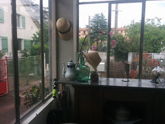 <b>The space</b><br />Pretty charming house in a quiet street , with a lovely ga Lyon, France a charming townhouse Entire home vacation rental 6253509