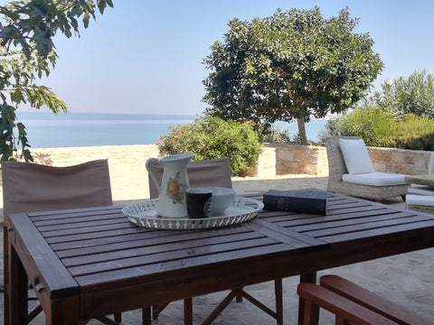 A stylish house just 10m away from the sea,Villa Maria is situated in Orkos, the Athens, Greece Beach House VILLA MARIA /4+1 sleeps Cycladic home vacation rental 5927306