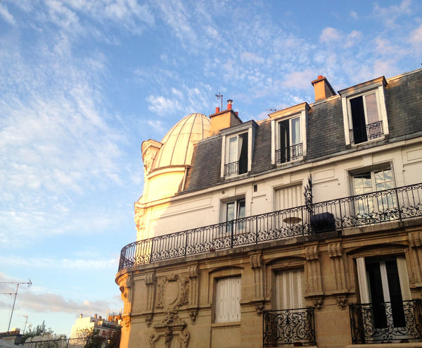 The flat is perfect for 4 to 6 people willing to enjoy the typical Parisian neig San Francisco, CA Bright and modern Parisian flat Entire rental unit vacation rental 7222381