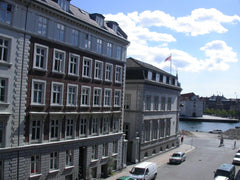 Welcome to my 66m2 (700ft2) Apartment in Central Copenhagen. <br />This 4th floo Copenhagen, Denmark Quality, Central and Quiet. Entire rental unit vacation rental 10822345