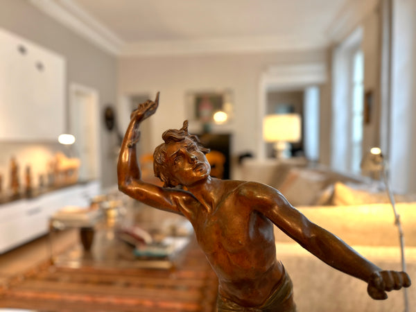 Stunning parisien apartment with a space of 160 mt2. Builded in 1830, this old h Paris, France Stunning Parisian flat near Canal St. Martin Entire rental unit vacation rental 5108396