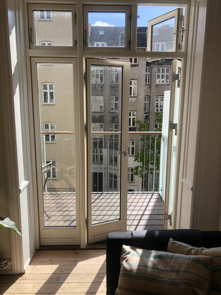 Enjoy the simple life in this peaceful and centrally located home right by the S Copenhagen, Denmark Cozy apartment in Nørrebro with sunny balcony Entire rental unit vacation rental 625237148198676930