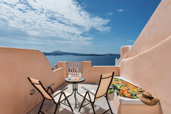 My place is close to public transport and the city center. My place is good for  Oia, Greece ARGITHEA STUDIO Cave vacation rental 13634821