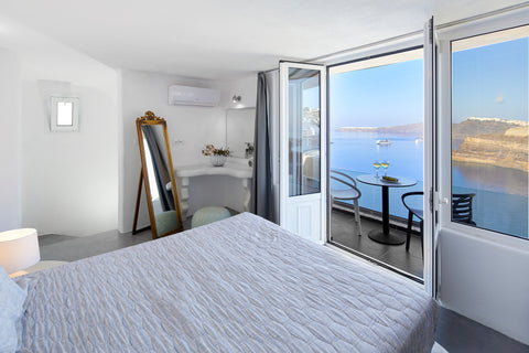 Bedroom on a loft with volcano sea view.<br /><br /><b>The space</b><br />Suites  Grand Maisonette With Panoramic Caldera View Room in boutique hotel vacation rental 38867917