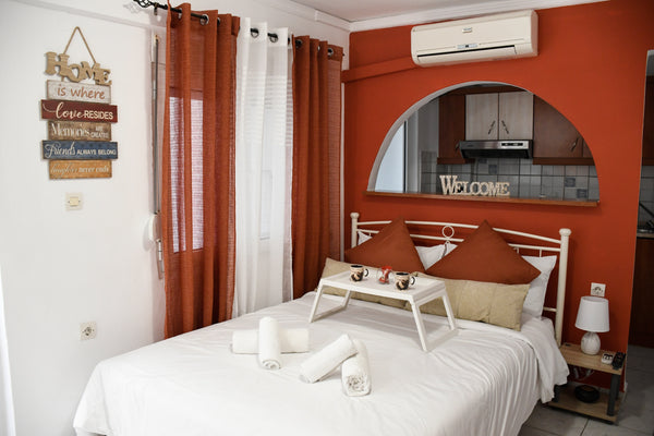 The apartment is located in the City of Herakleion, on a quiet street (just a st Heraklion, Greece Urban Apartment 3 At The Center Of Heraklion! Entire rental unit vacation rental 50438284