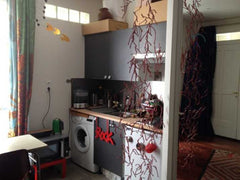 Charmant appartement, calme, rez-de-chaussée sur coure intérieur. Élégamment déc  Romantic studio near QuartierLatin Entire rental unit vacation rental 7033029