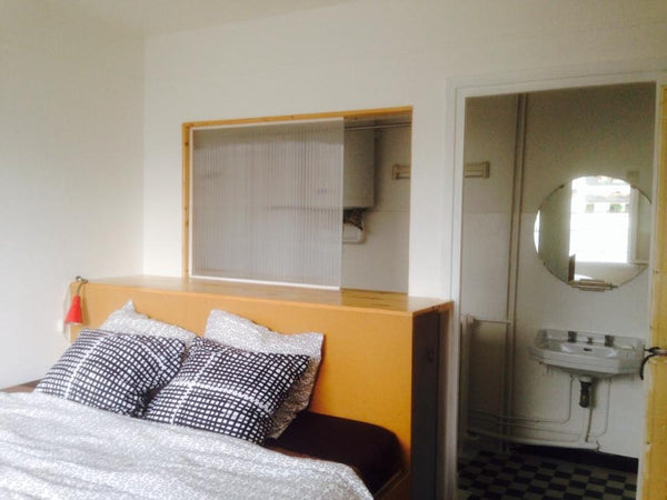 Au 4ème étage avec vue dégagée, un 50 m2 charmant et très lumineux au centre de  Velha Boipeba, Brazil Charmant F3 au centre du vrai Paris Entire rental unit vacation rental 3589300