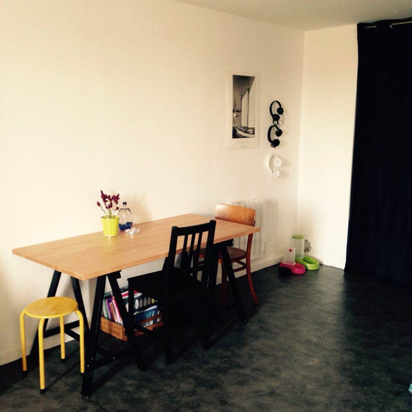 Chambre cosy dans petit appartement situé à proximité de la gare et de la place  Bordeaux, France Chambre près de la gare et du centre ville Private room in rental unit vacation rental 22495238