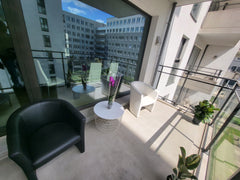 Cet hébergement élégant est parfait pour les groupes ou couple de passage Brussels, Belgium Très bel appartement pour expatriés (3 personnes) Entire rental unit vacation rental 667502362727199909