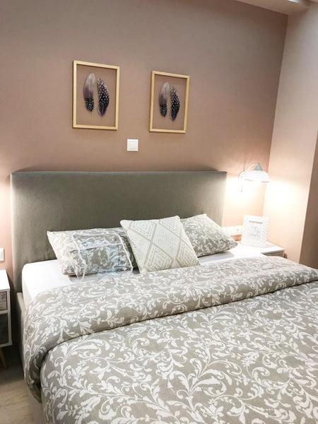 City vibes is a fully furnished 2 bedroom apartment nested in Kolonaki Street, t Athens, Greece City vibes Entire rental unit vacation rental 30724635