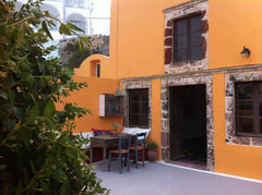 Villa Mercedes is ideal for someone who appreciates simplicity , yet elegant, lo Greece Villa Mercedes - heart of Fira Cycladic home vacation rental 33191795