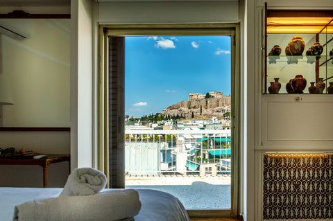 Alexander's Penthouse is a spectacular apartment. Situated on the sixth floor, i Chalandri, Greece Alexander's Penthouse Parthenon Entire rental unit vacation rental 31913301