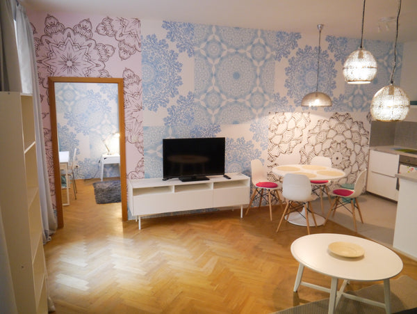 Large 70 sq/m apartment perfect for a family or friends.  6 minute walk to Wence Prague, Czechia Bright and Quiet Central Apartment Entire rental unit vacation rental 6147702