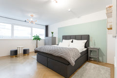 Fühl dich rundum wohl in diesem luxuriösen 1 Zimmer Appartement. Es ist im Glamo Munich, Germany ☆NEW☆Luxus Studio☆NETFLIX/BOXSPRING ☆10min Centre☆ Entire rental unit vacation rental 41488663