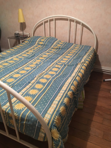 Appartement en plein centre ville dans le 2ème arrondissement très bien placé ,   La fête de la lumière à deux Private room in rental unit vacation rental 21978117