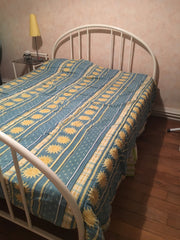 Appartement en plein centre ville dans le 2ème arrondissement très bien placé ,   La fête de la lumière à deux Private room in rental unit vacation rental 21978117