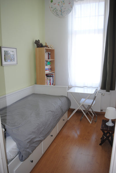 Chambre de 10 m² dans lumineux appartement (70 m²) calme et sécurisé. Entièremen Auderghem, Belgium Jolie chambre d'hôte Private room in rental unit vacation rental 25348077