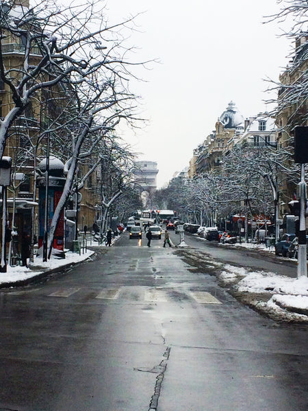 Bonjour à tous ! <br />Mon petit studio est situé dans le 17ème arrondissement d Paris, France Cozy & Calm Studio Ideally located Entire rental unit vacation rental 21462659