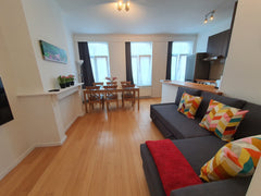 Spacieux appartement en duplex, complètement équipé et confortable, pour vous pe Brussels, Belgium Duplex 3 chambres grand place Entire rental unit vacation rental 655777744455589562