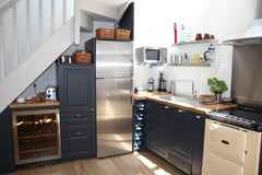 Five minutes away from the Buttes Chaumont, shops and the Metro Pyrenees, this a Paris, France Bright and quiet triplex on patio Entire rental unit vacation rental 9791567