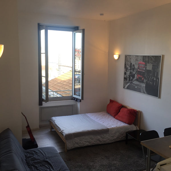 Appartement lumineux et spatieux.<br />Parfait pour profiter de son séjour à Lyo Lyon, France jolie hyper central studio Shared room in rental unit vacation rental 21759069