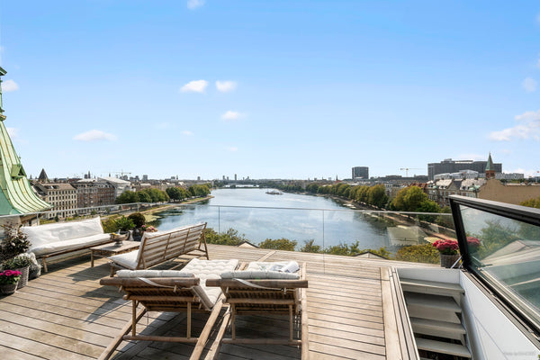 Are you looking for a true Copehagen experience in luxurious settings in front o Copenhagen, Denmark Penthouse with private rooftop and beautiful view Entire condo vacation rental 654690641949137813