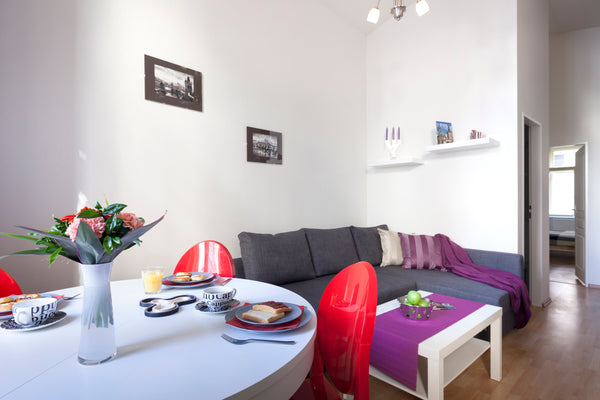 Central location, unbelievably quit.<br />Completely renovated and confortable a Czechia Hanan's Pštrossova Entire rental unit vacation rental 14948985