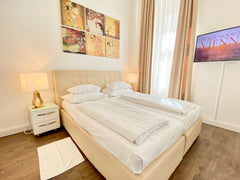Unser gemütliches Apartment liegt in einem klassischen Wiener Altbau im 2. Bezir Vienna, Austria Steiner Residences Toborstrasse Studio Apartment Entire rental unit vacation rental 47878397
