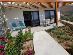 Appartement de 40m2. Accès indépendant. Chambre de 12m2 avec lit 160x200, pièce   PHAISTOS : Appartement 40m2, vue mer et montagne Entire vacation home vacation rental 670844692089704177