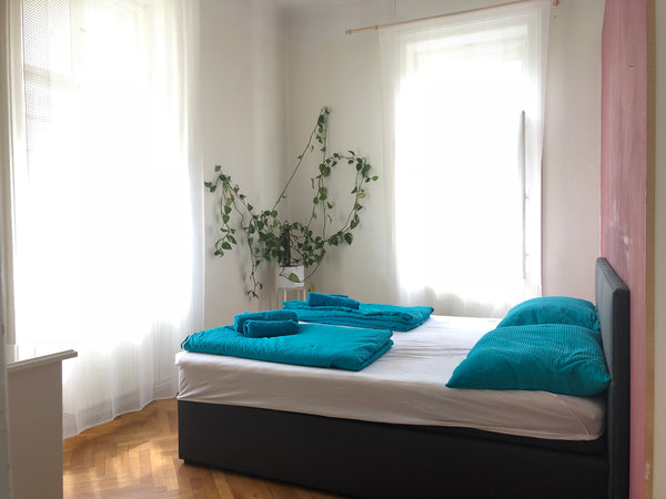 Very comfortable and beautiful room in a house with a big garden with grill. 20   Sweet room with a private litte balcony Private room in home vacation rental 24801560