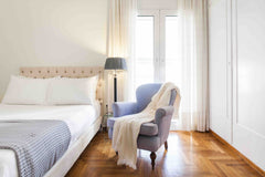 This is a sunny, fully refurbished 60 ㎡apartment in the centre of the most elega Athens, Greece La suite Margaux Entire rental unit vacation rental 26666232