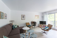 My apartment, located in a shopping district, near the Eiffel Tower (metro Bir H Paris, France Modern and design flat - Eiffel tower Entire rental unit vacation rental 15670033