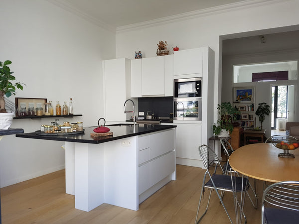 Typical Brussels apartment, completely renovated and very bright, with rooms in  Brussels, Belgium Typical Brussels apartment Entire rental unit vacation rental 39172290