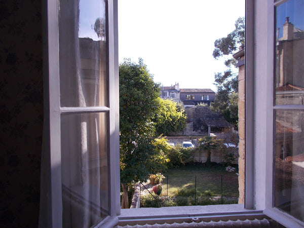 Agréable maison bordelaise  rénovée récemment . Calme et lumineuse, la maison es Bordeaux, France Chambre privée chez l'habitant Private room in home vacation rental 20644367