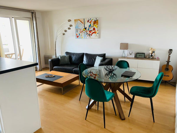 Appartement de standing bien équipé dans un quartier agréable. <br />Notre appar Lyon, France Charmant T3 70m² bien équipé et situé, avec garage Entire rental unit vacation rental 20898521
