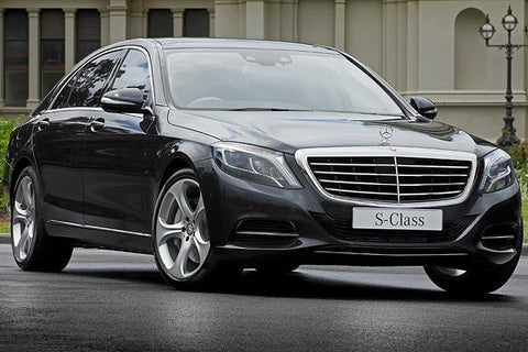 Departure Private Transfer from London City to London LCY Airport by Luxury Car  Private Tours and Travel Guide Europe London CITY London Destination Tour Europe London CITY London