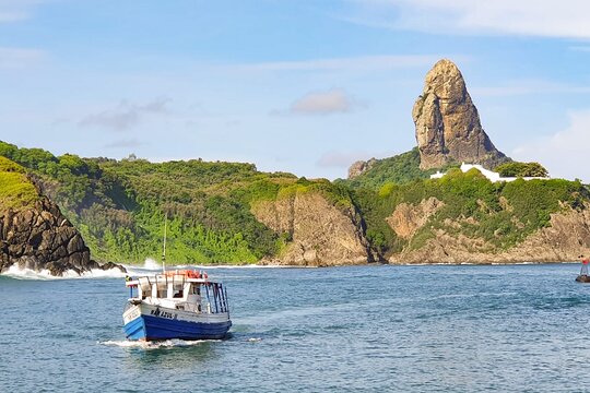 Baia do Sancho Boat Tour  Private Tours and Travel Guide America Noronha CITY Fernando de Noronha Destination Tour