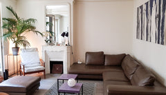 Situé au centre de Paris à proximité immédiate de tous transports, à 5 minutes à Paris, France Grand et Cosy 2 pièces de 60m2 au centre de Paris. Entire rental unit vacation rental 20618010