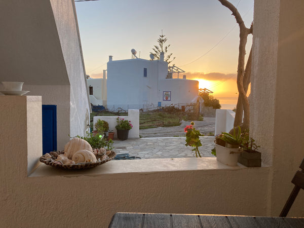 The building is a typical Cycladic white&blue house 3 minutes from the beach by  Apollonas, Greece 3min from beach-White&blue house with terraces Entire vacation home vacation rental 602839474710720379