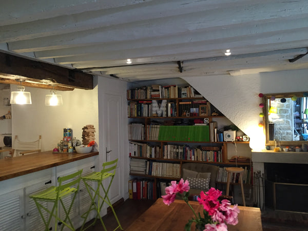 Mon logement est proche de Experimental Cocktail Club, Rue Montorgueil, Colette, Paris, France Charmant appartement parisien quartier Montorgueil Entire rental unit vacation rental 13388712