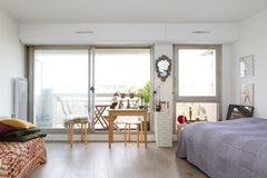 Studio 30m2, very nice balcony on pretty canal Saint Martin, functional and well Paris, France Room with a view Entire rental unit vacation rental 17937097
