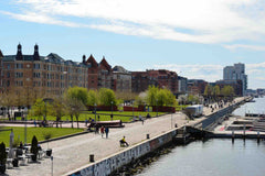 Hyggelig to-værelses lejlighed tæt på havnen på Islands Brygge. <br /><br />Lejl Copenhagen, Denmark Cozy apartment close to the harbour Entire condo vacation rental 582377120434450658