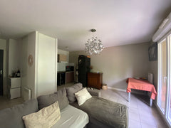 Logement au calme près du centre de bruges et à proximité des transports<br /><b Bordeaux, France Appartement au calme à Bruges Entire rental unit vacation rental 638887309720491433