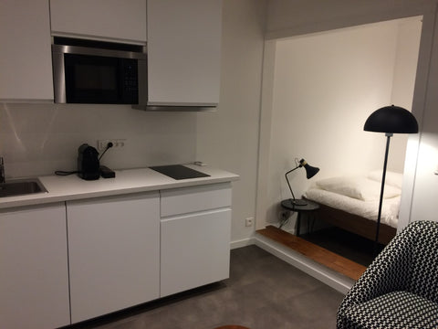 Appartement non fumeur. <br />Studio refait à neuf, clim, cuisine, SDB, WC, Fibr Lyon, France Studio neuf climatisé, Saxe Gambetta, très central Entire rental unit vacation rental 30494624