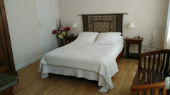 Dans une échoppe bordelaise, je loue une chambre de 14m2 avec salle de bain et W Bordeaux, France Chambre privée avec salle de bain à bordeaux Private room in home vacation rental 18621864