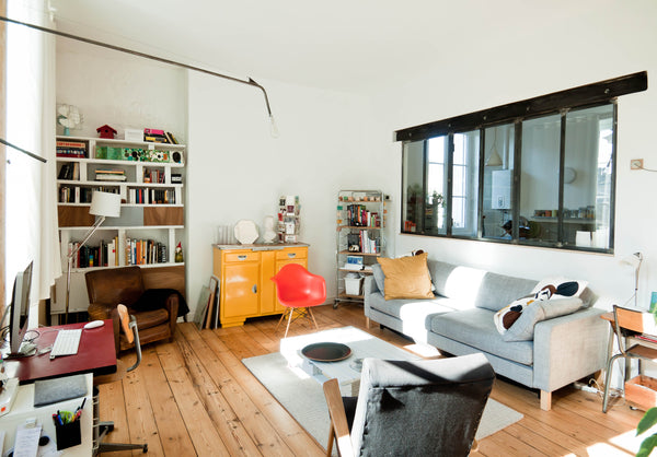 Appartement typiquement bordelais rénové récemment et situé dans un quartier cha Bordeaux, France Lumineux T4 rénové en duplex Entire rental unit vacation rental 7655830