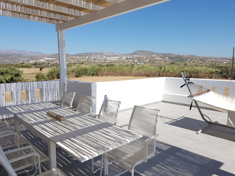 A bright and breezy, fully-equipped, summer home with minimalist decoration. <br Qatar The Lemon Tree Entire home vacation rental 21758220