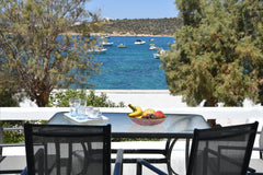 This property is one of the only free-standing residential ones in the bay of Al Greece Marousso's Seafront House Cycladic home vacation rental 37150457